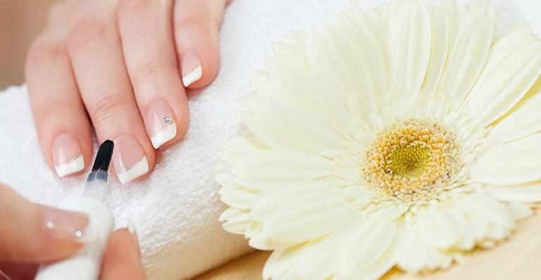 Hair styling and braiding services at uThandoo Beauty Harare